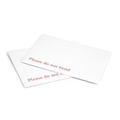 Envase de bolsillo personalizado con papel Kraft Ace y fondo de cartón gris