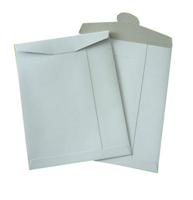 Tamaño personalizado A4 Papel reciclado con tiras de cinta de correo Solución de embalaje ecológica
